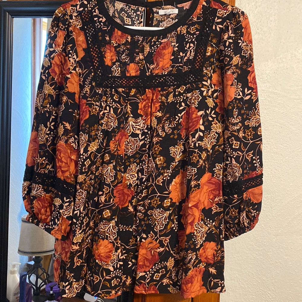 Maurice's extra small blouse